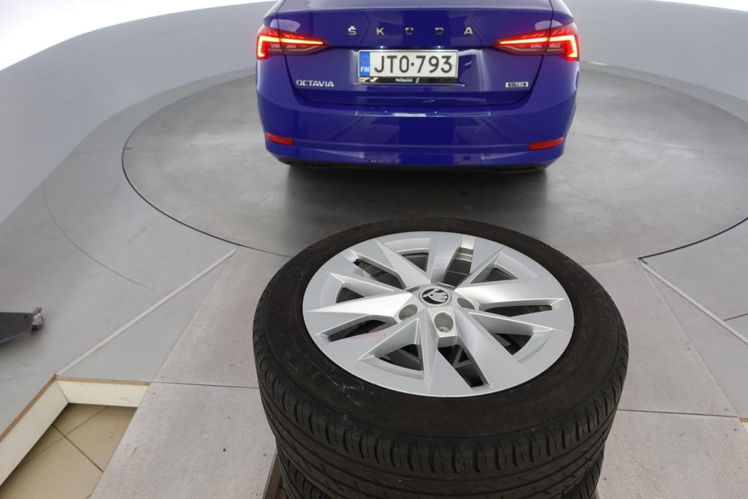 SKODA Octavia 2022
