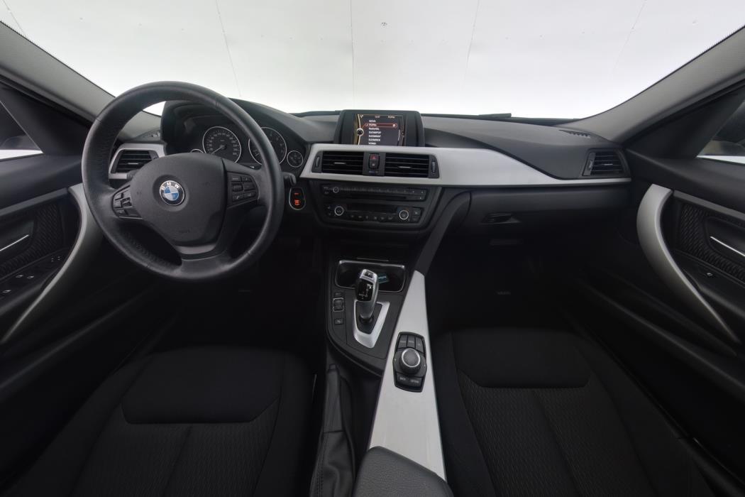BMW 320 2014