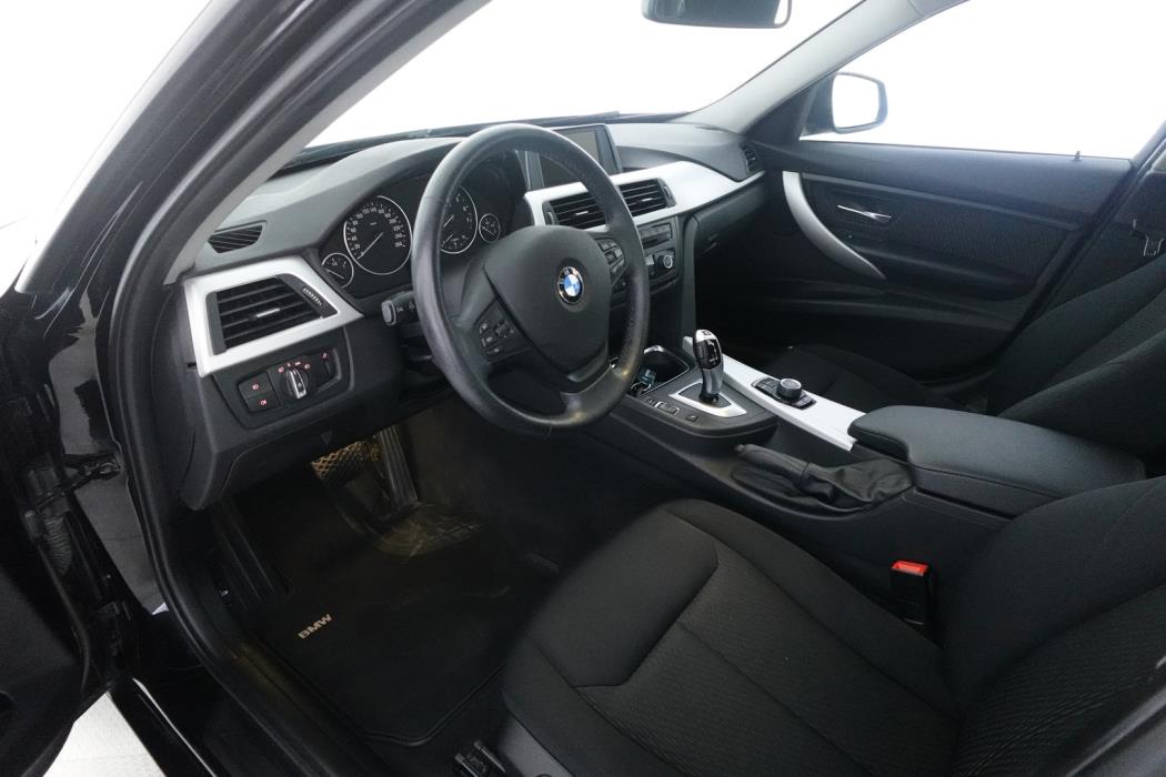 BMW 320 2014