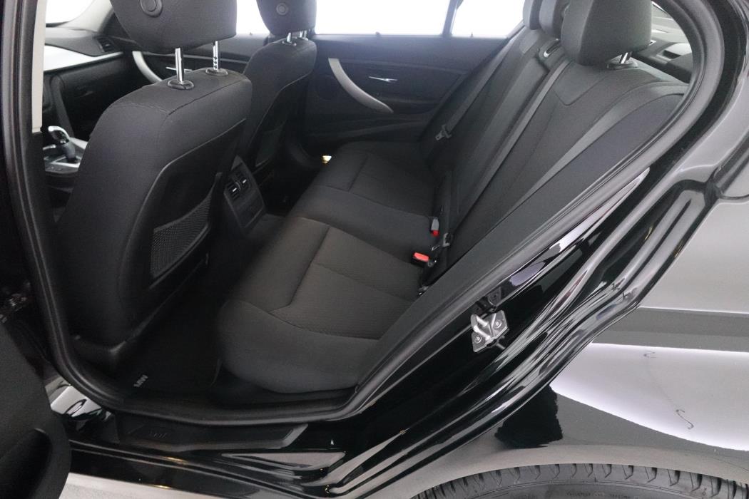 BMW 320 2014