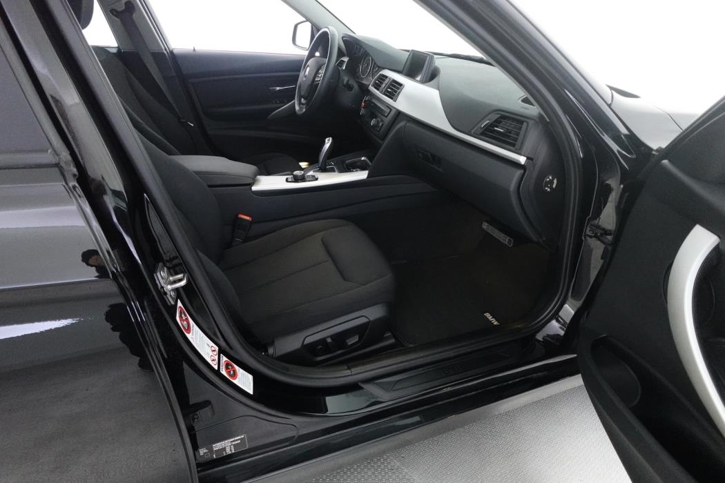 BMW 320 2014