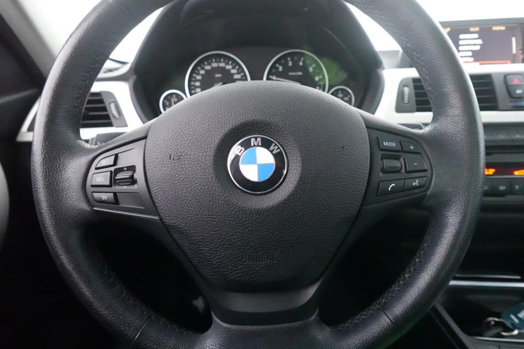 BMW 320 2014