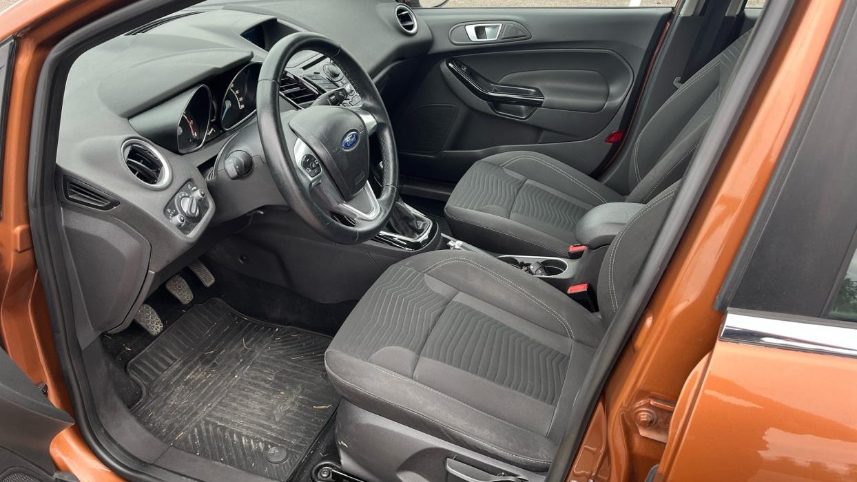 FORD Fiesta 2013