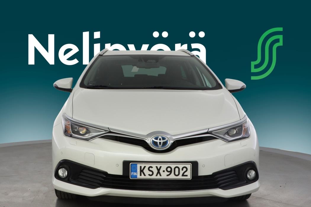 TOYOTA Auris 2017