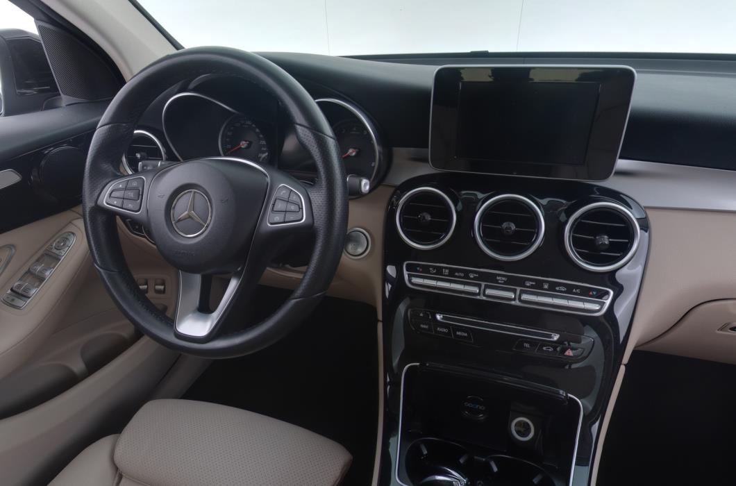 MERCEDES-BENZ GLC 2018