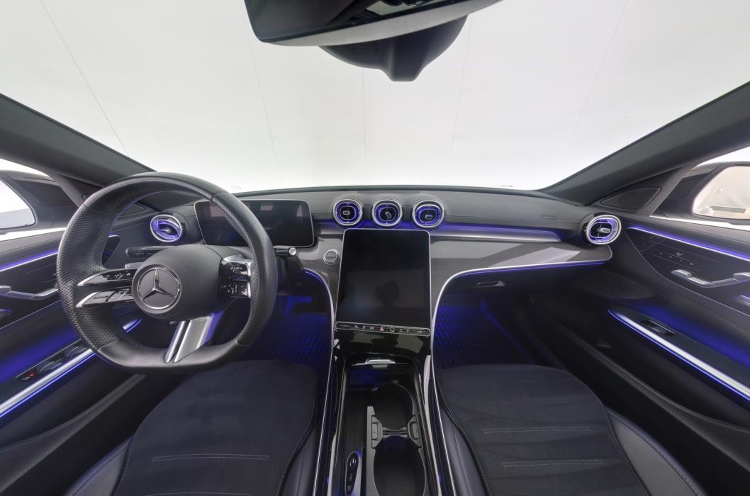 MERCEDES-BENZ C 2023