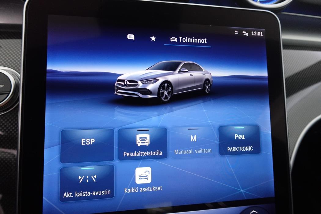 MERCEDES-BENZ C 2023