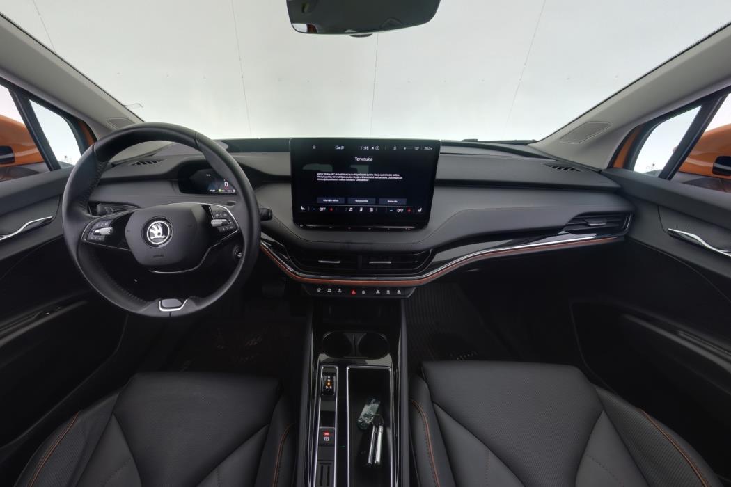 SKODA Enyaq 2023