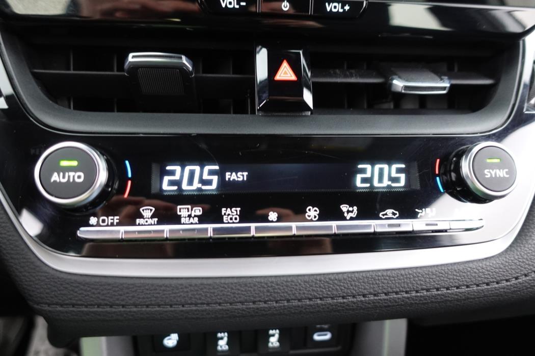 TOYOTA Corolla Cross 2024