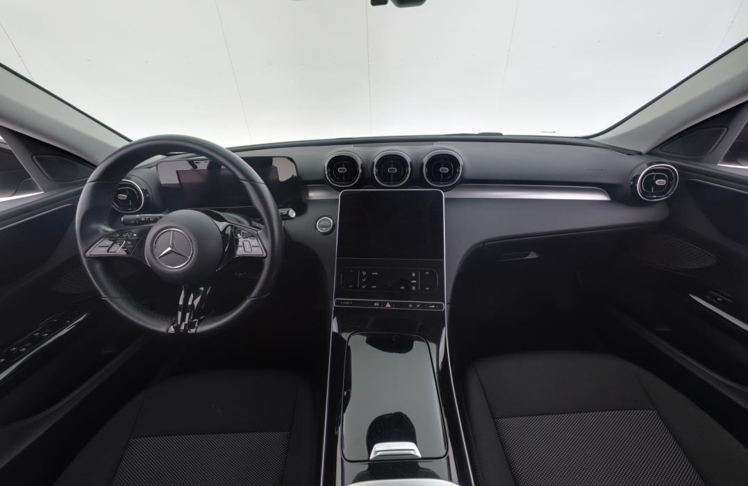 MERCEDES-BENZ C 2022