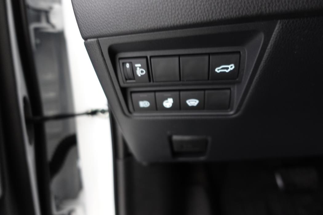 TOYOTA Yaris Cross 2025