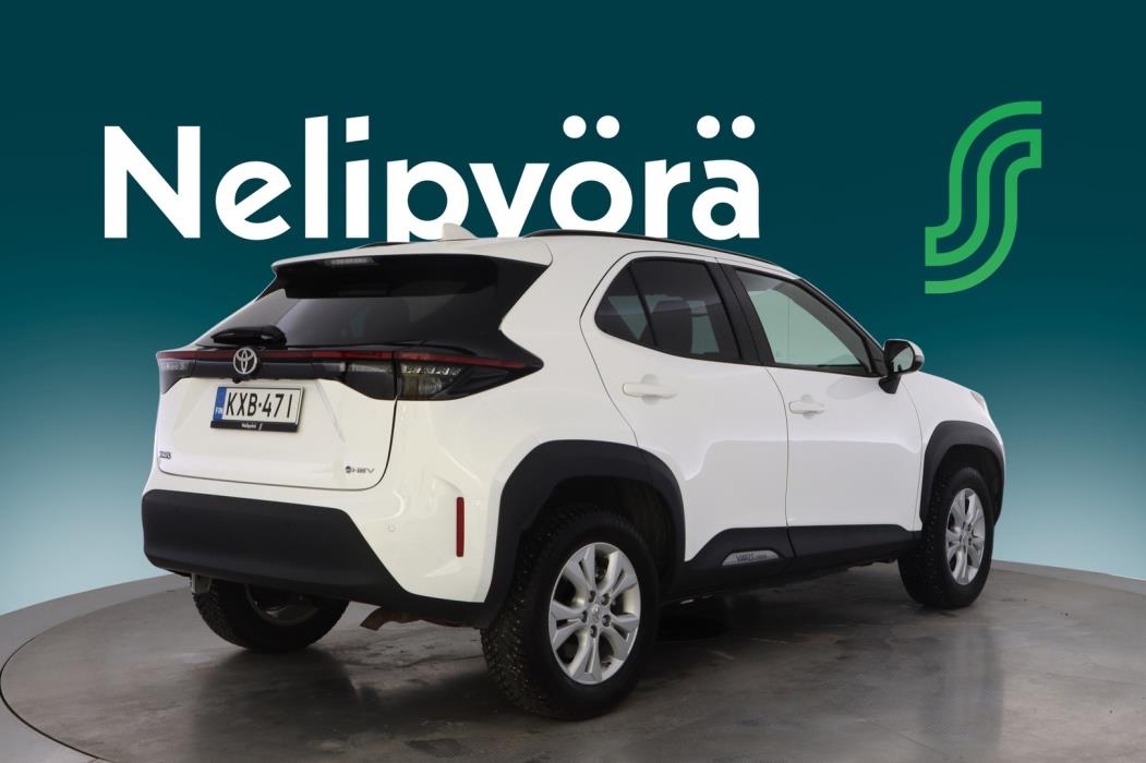 TOYOTA Yaris Cross 2025