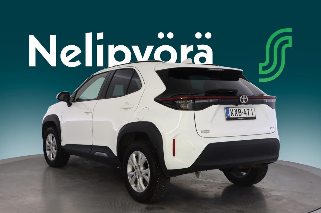 TOYOTA Yaris Cross 2025