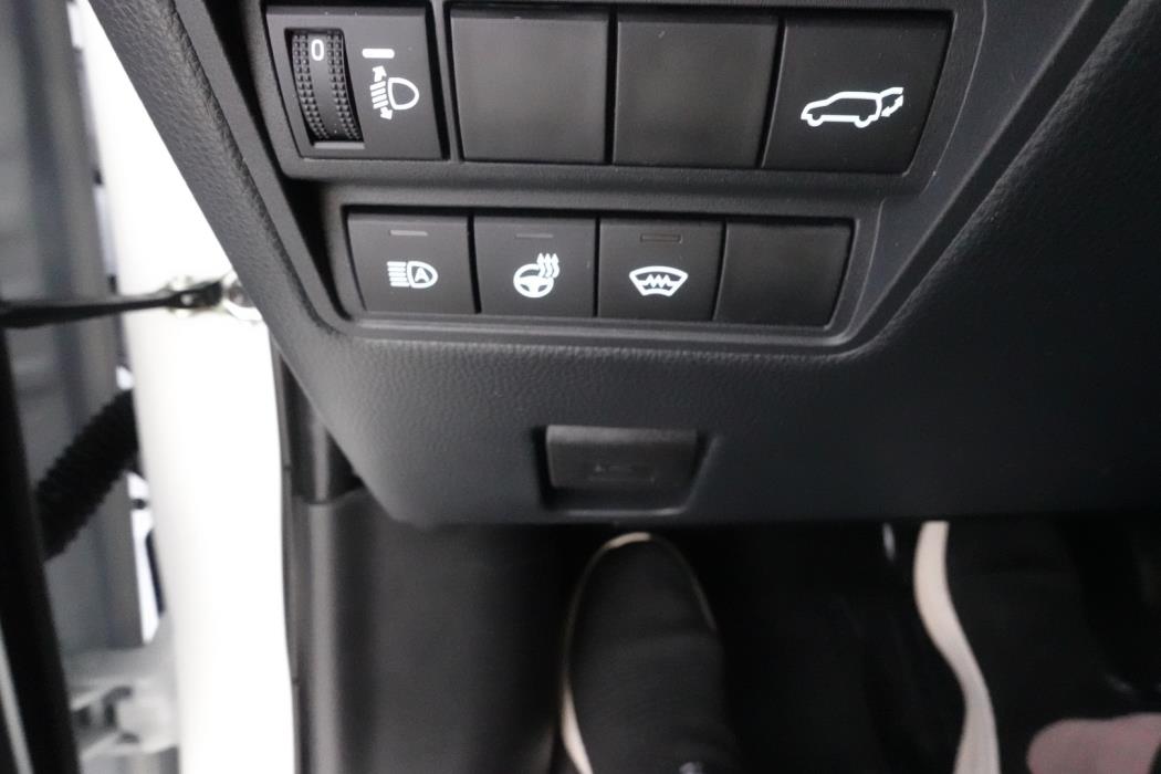 TOYOTA Yaris Cross 2025