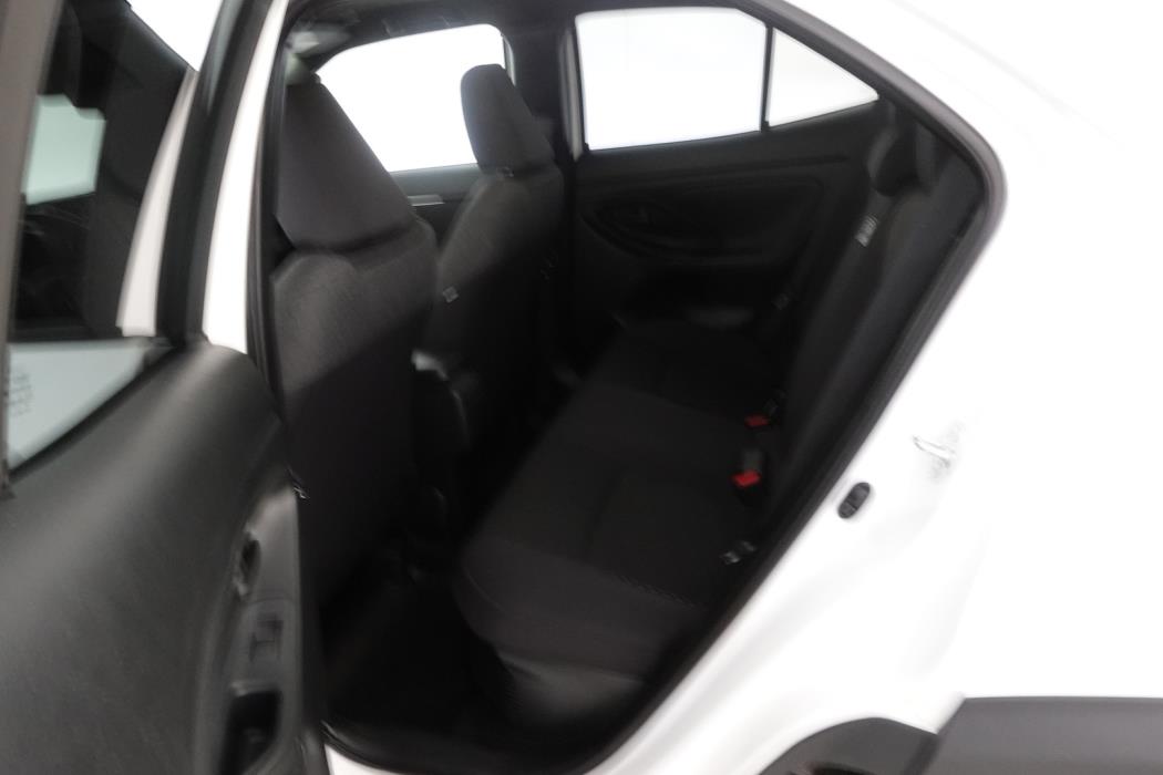 TOYOTA Yaris Cross 2025