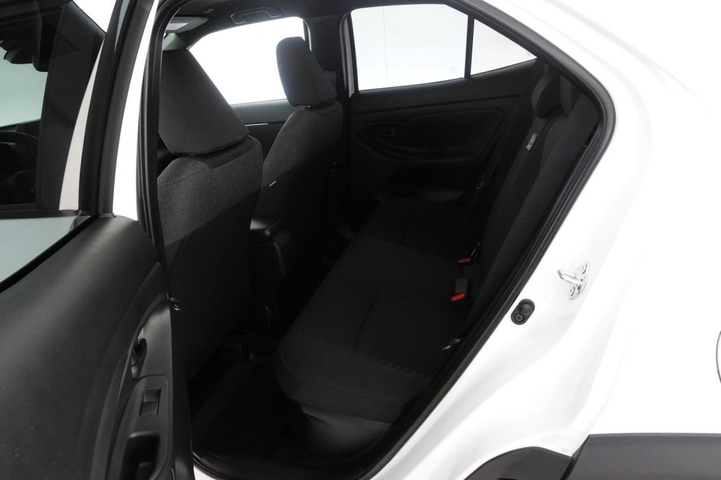 TOYOTA Yaris Cross 2025