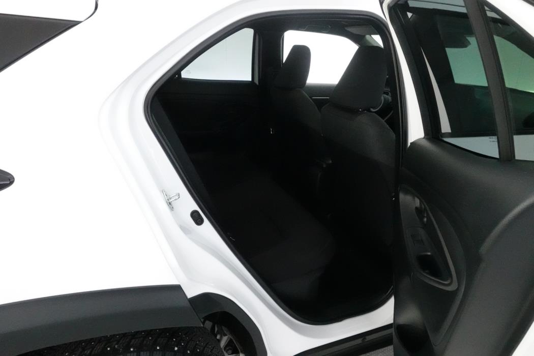 TOYOTA Yaris Cross 2025