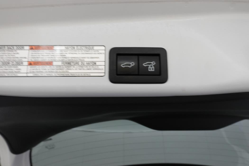 TOYOTA Yaris Cross 2025