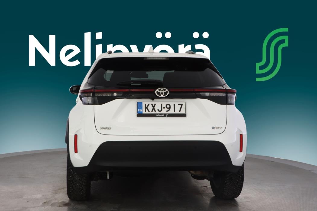 TOYOTA Yaris Cross 2025