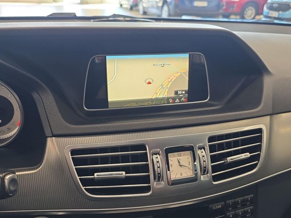 MERCEDES-BENZ E 2015