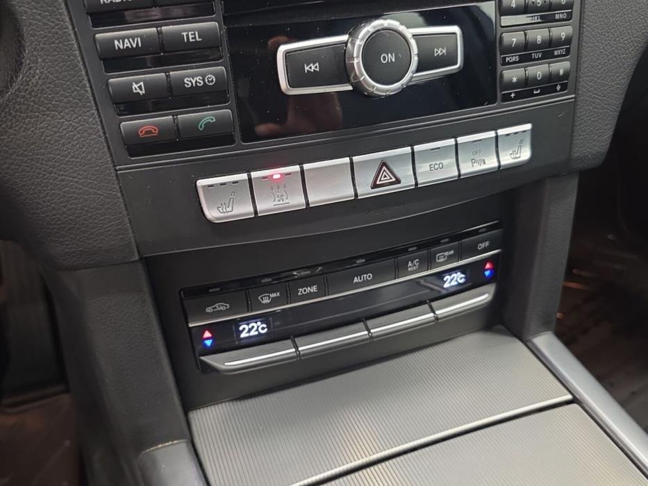 MERCEDES-BENZ E 2015