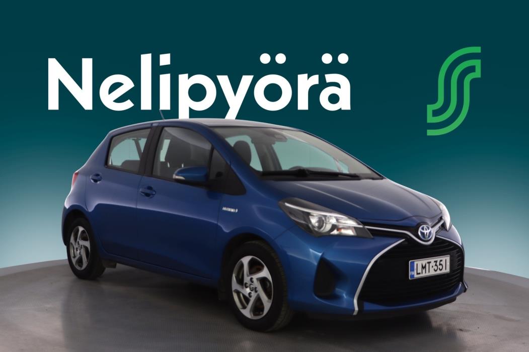 TOYOTA Yaris 2015