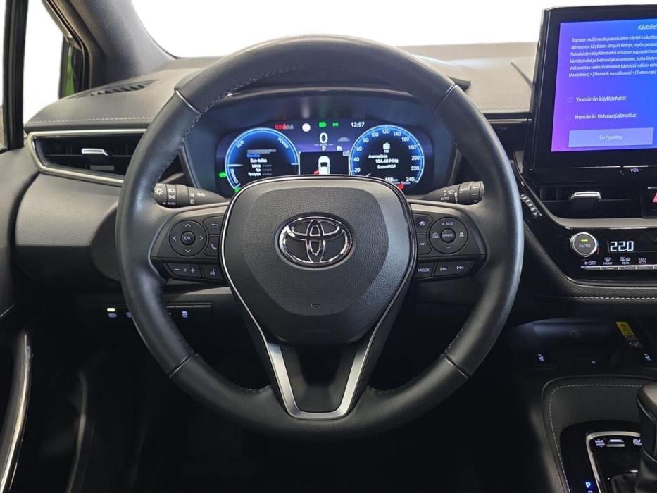 TOYOTA Corolla 2023