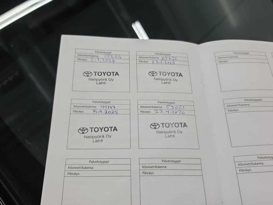 TOYOTA Corolla 2023