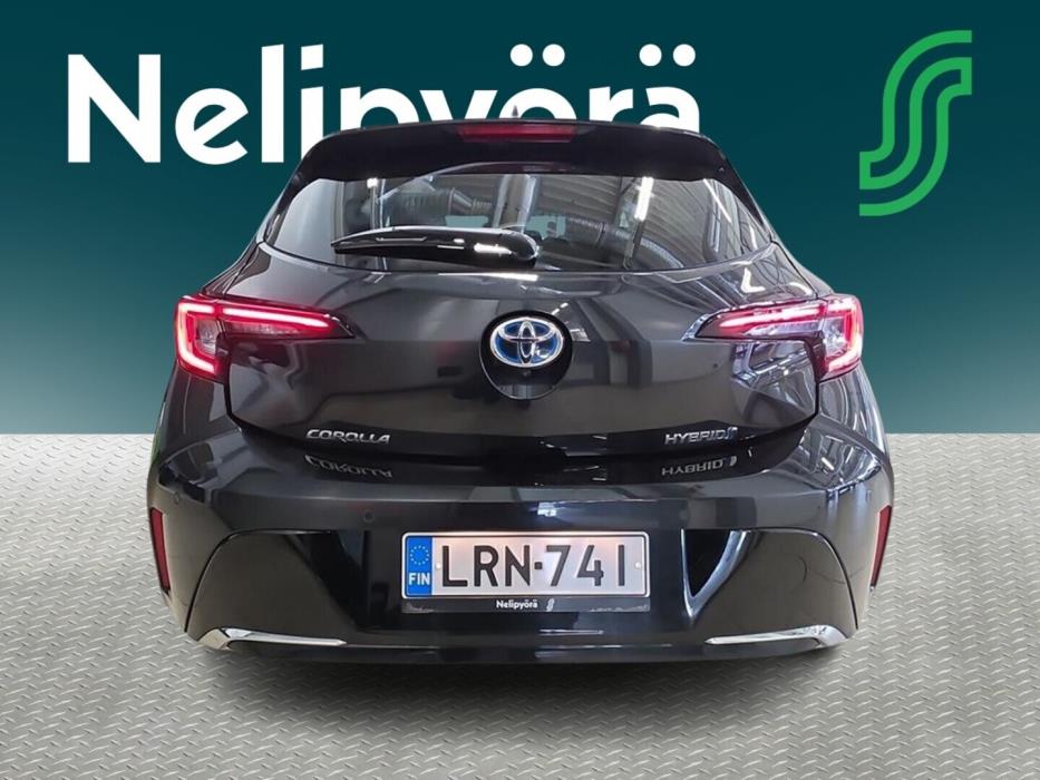 TOYOTA Corolla 2023