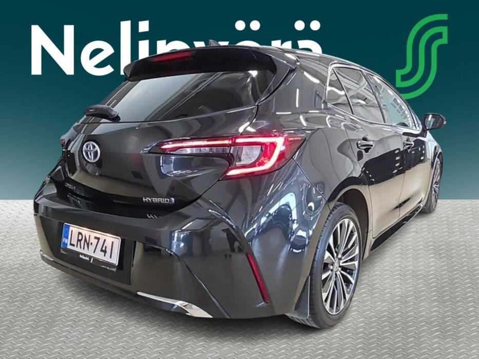 TOYOTA Corolla 2023