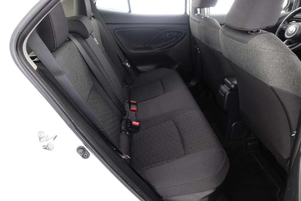 TOYOTA Yaris Cross 2023