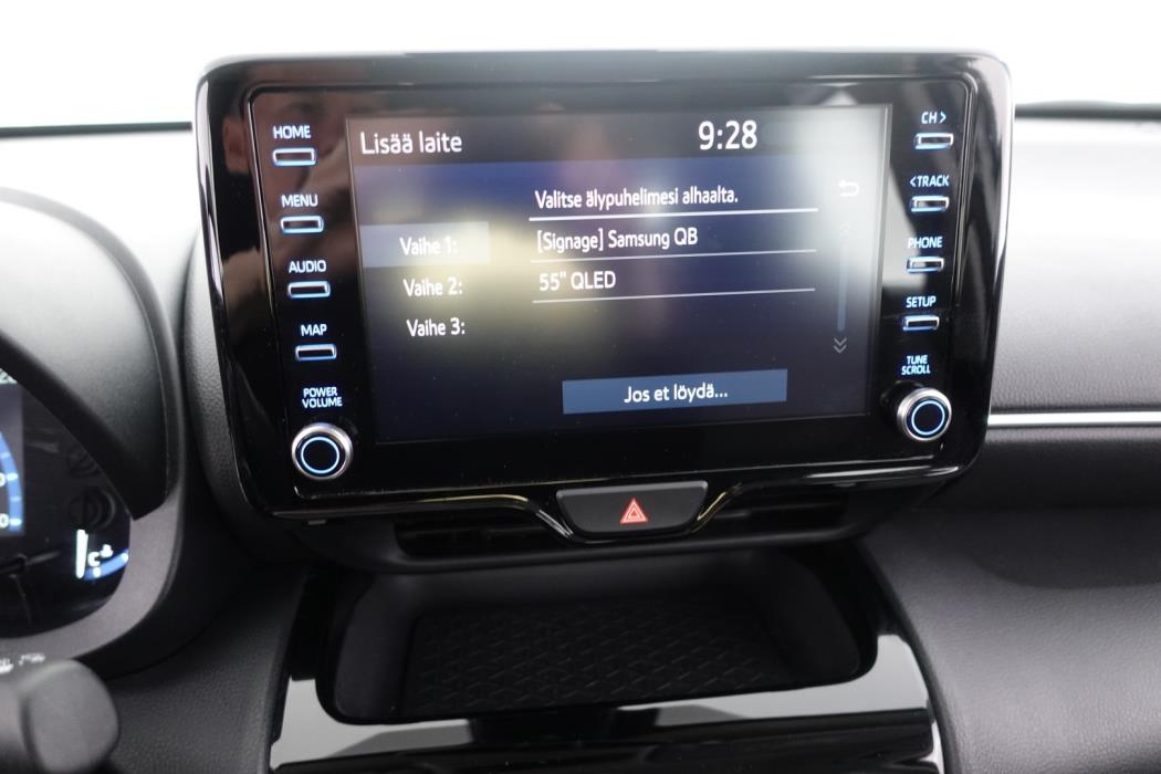 TOYOTA Yaris Cross 2023