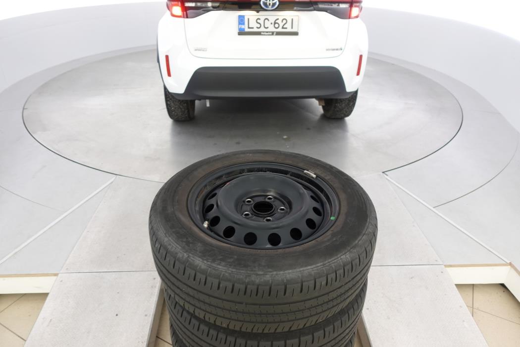 TOYOTA Yaris Cross 2023