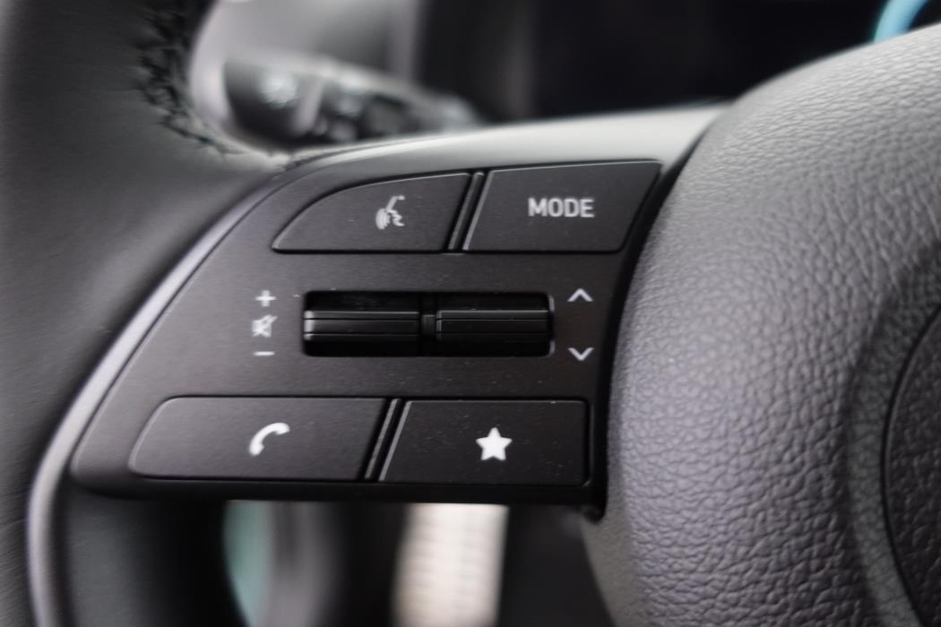 HYUNDAI BAYON Cross 2025