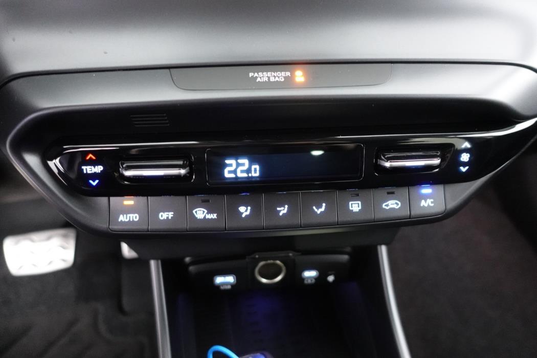 HYUNDAI BAYON Cross 2025