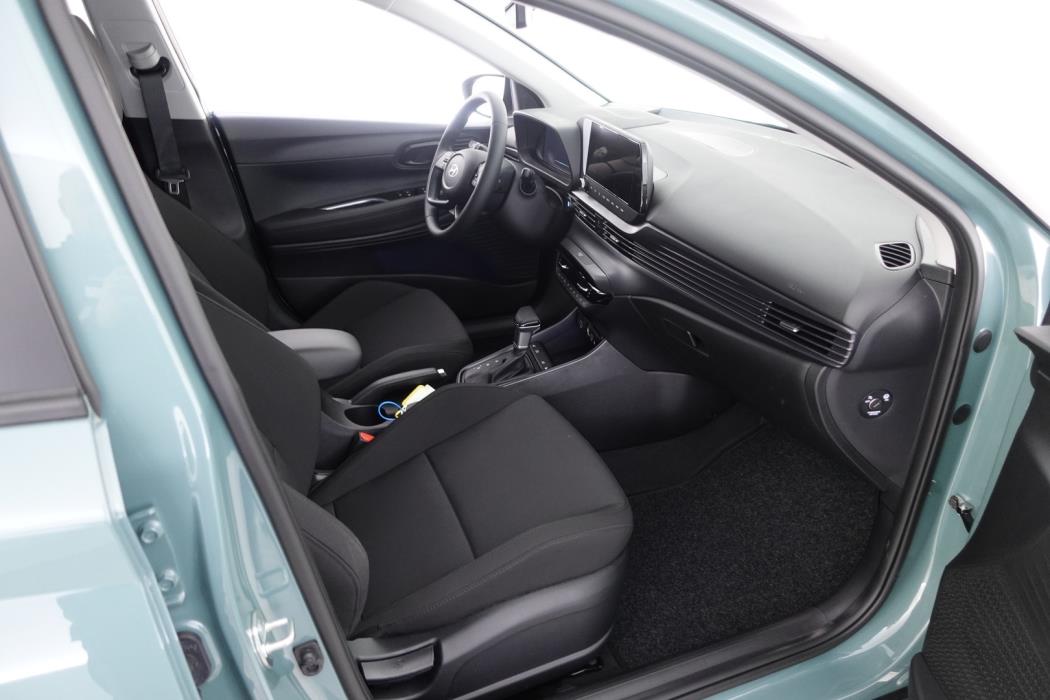 HYUNDAI BAYON Cross 2025