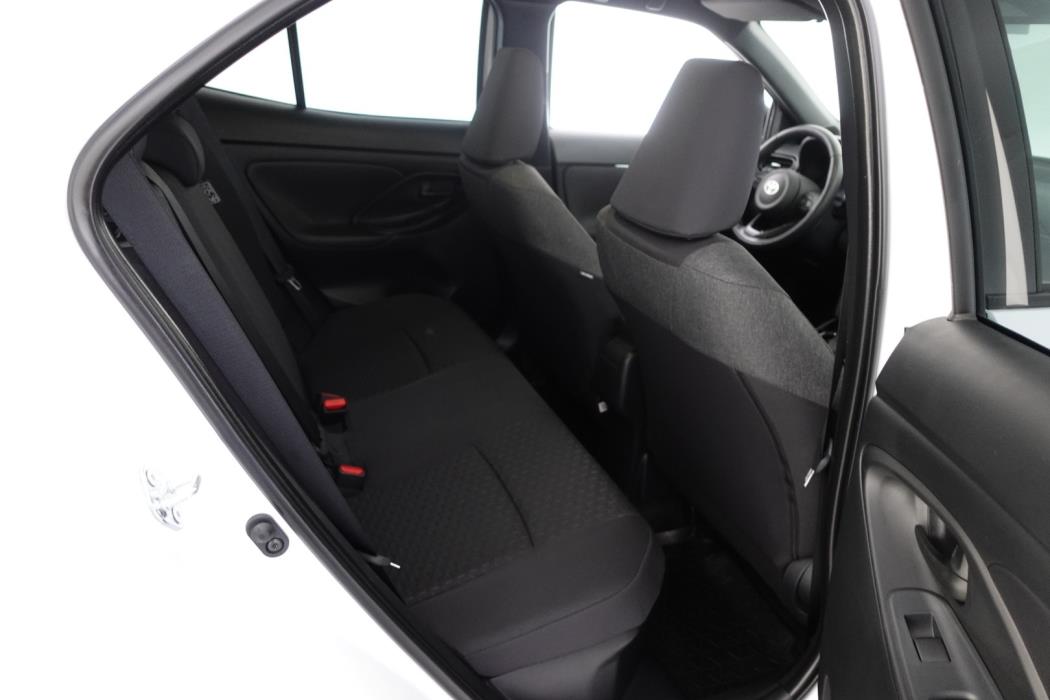 TOYOTA Yaris Cross 2025