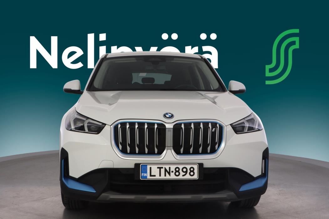 BMW iX1 2022
