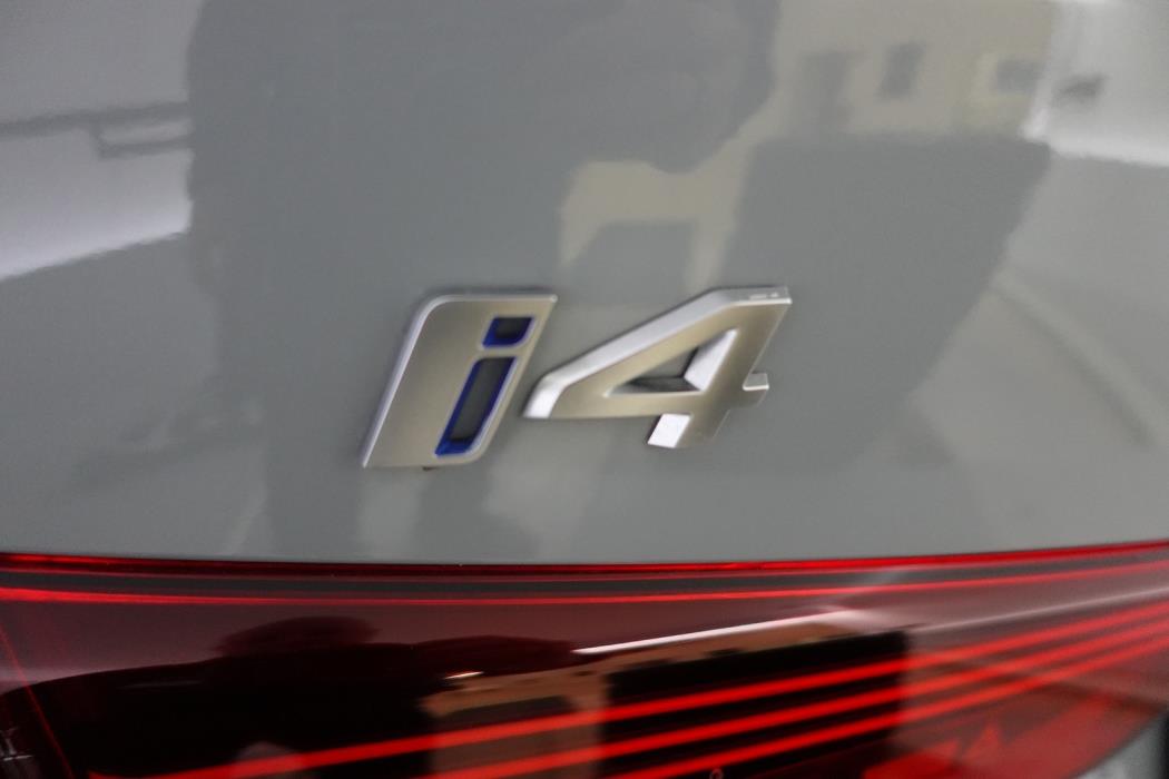BMW i4 2024
