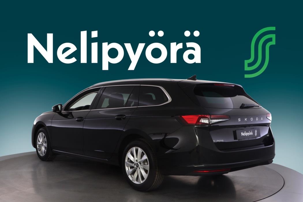 SKODA SUPERB 2026