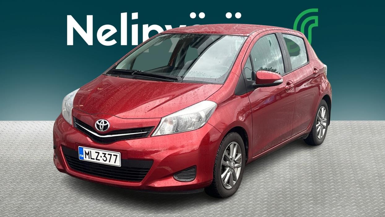 TOYOTA Yaris 2014