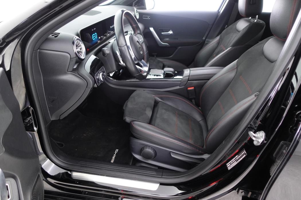 MERCEDES-BENZ A 2020