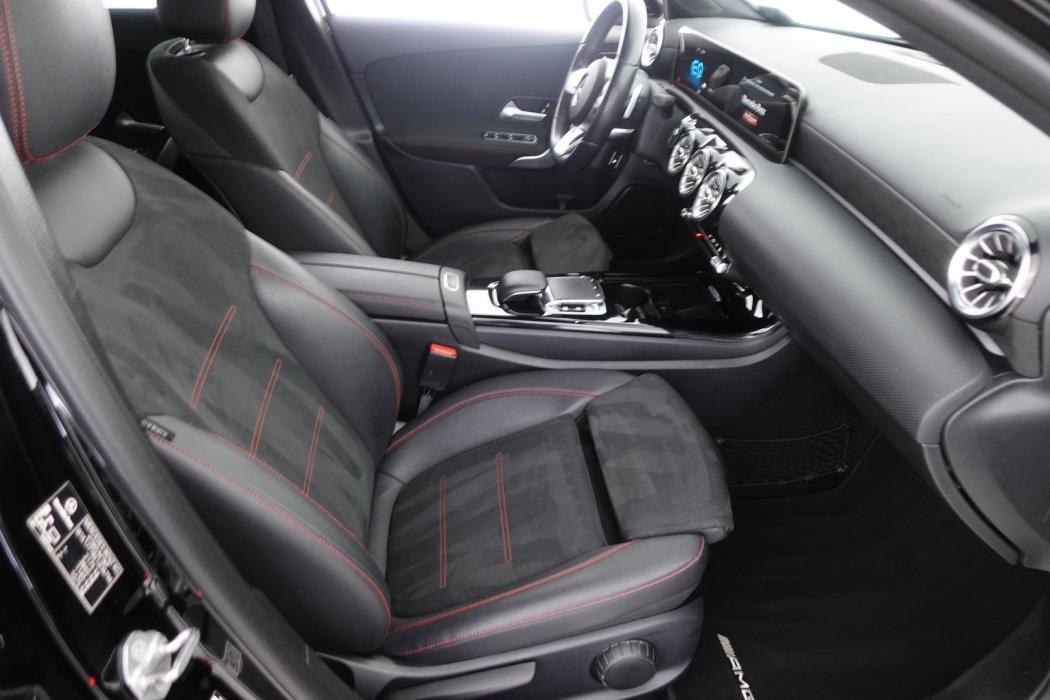 MERCEDES-BENZ A 2020