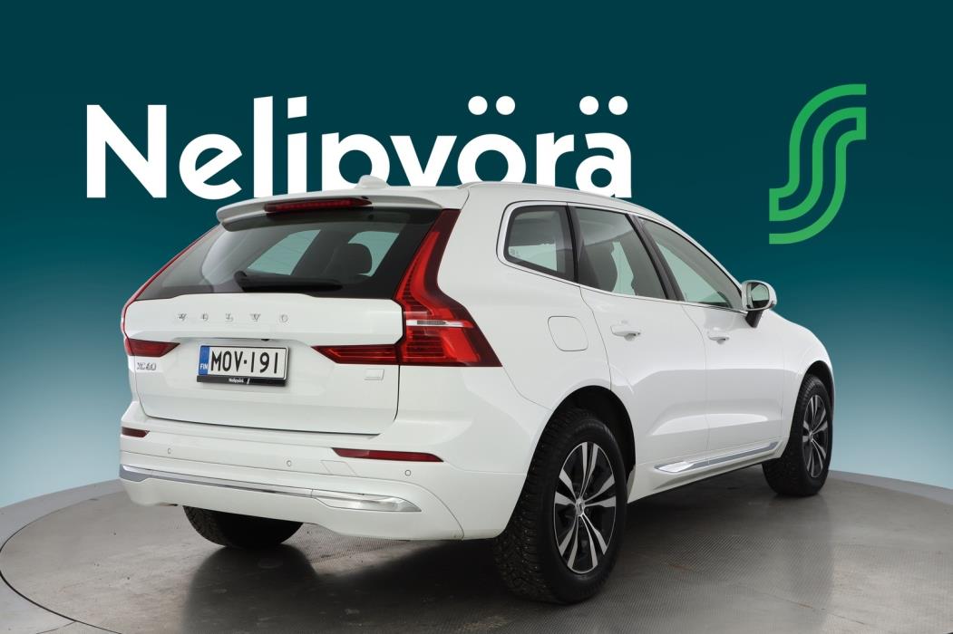 VOLVO XC60 2022