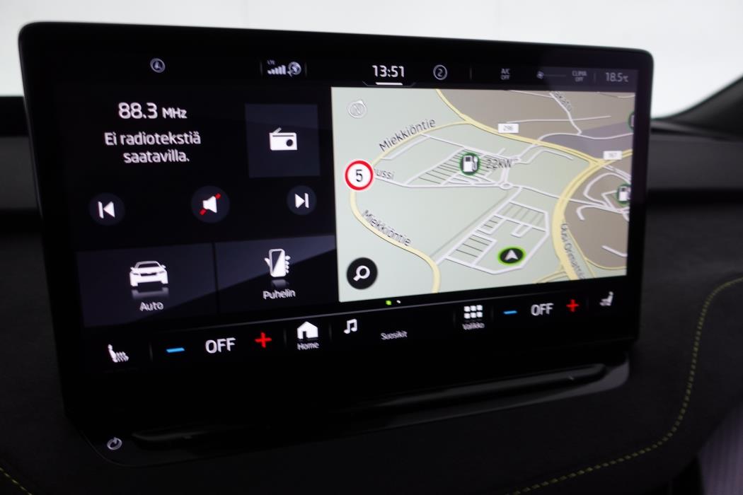 SKODA Enyaq 2023