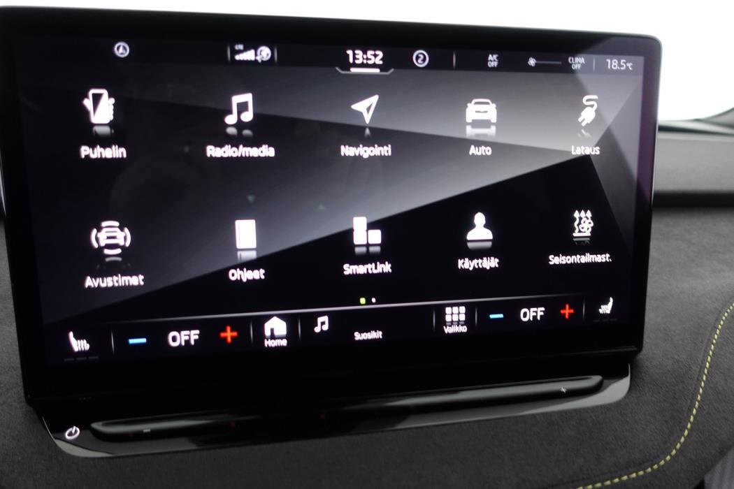 SKODA Enyaq 2023