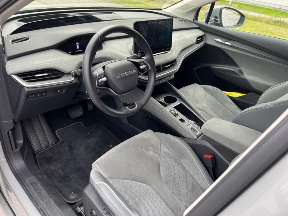 SKODA Enyaq 2025