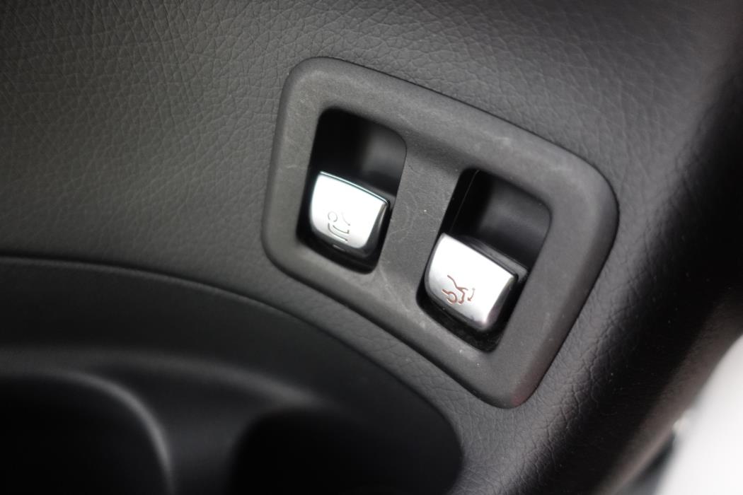 MERCEDES-BENZ GLC 2016