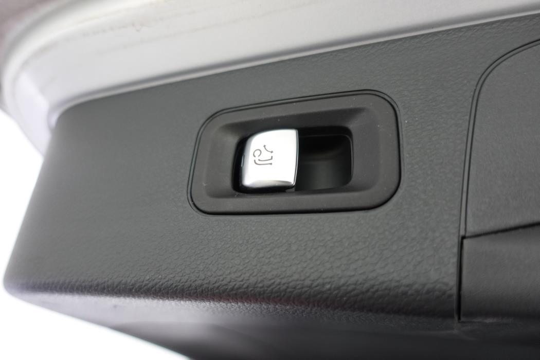 MERCEDES-BENZ GLC 2016