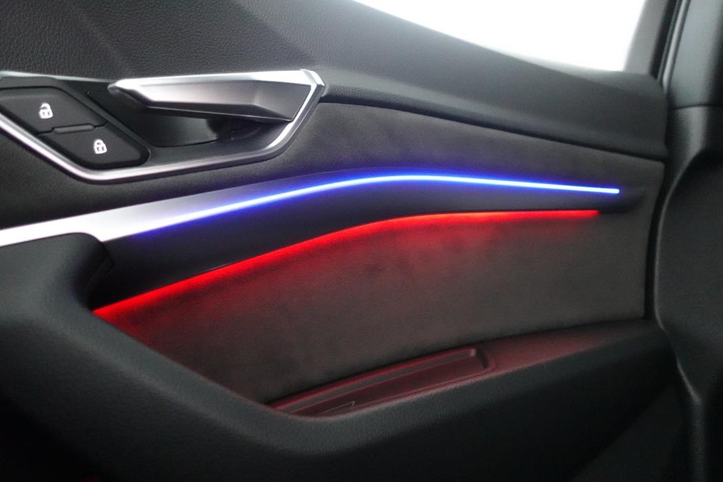 AUDI e-tron 2021